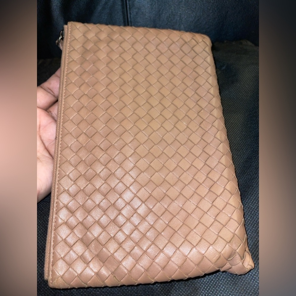 BOTEGA VANETA Intrecciato Dusty Rose Woven LAMBSKIN Clutch WITH ENTRUPY COA - Picture 3 of 16